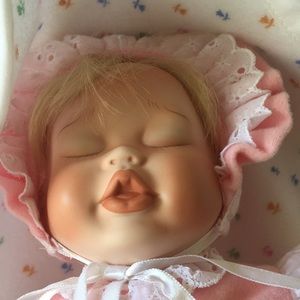 Vintage Edwin M Knowles “Elizabeth’s Homecoming”